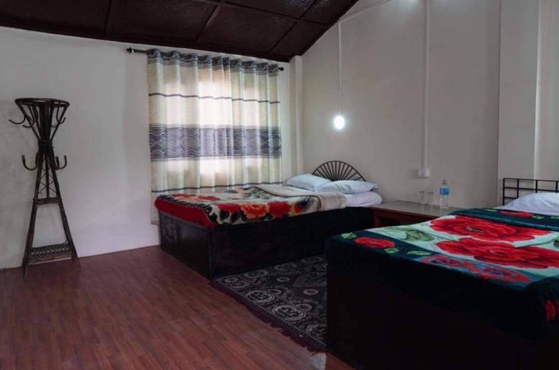 Safari Wildlife Lodge And Camp Chitwan Zewnętrze zdjęcie
